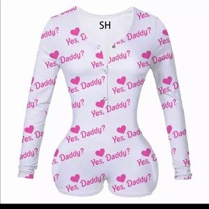 Hey Daddy Onesie (White and Pink)